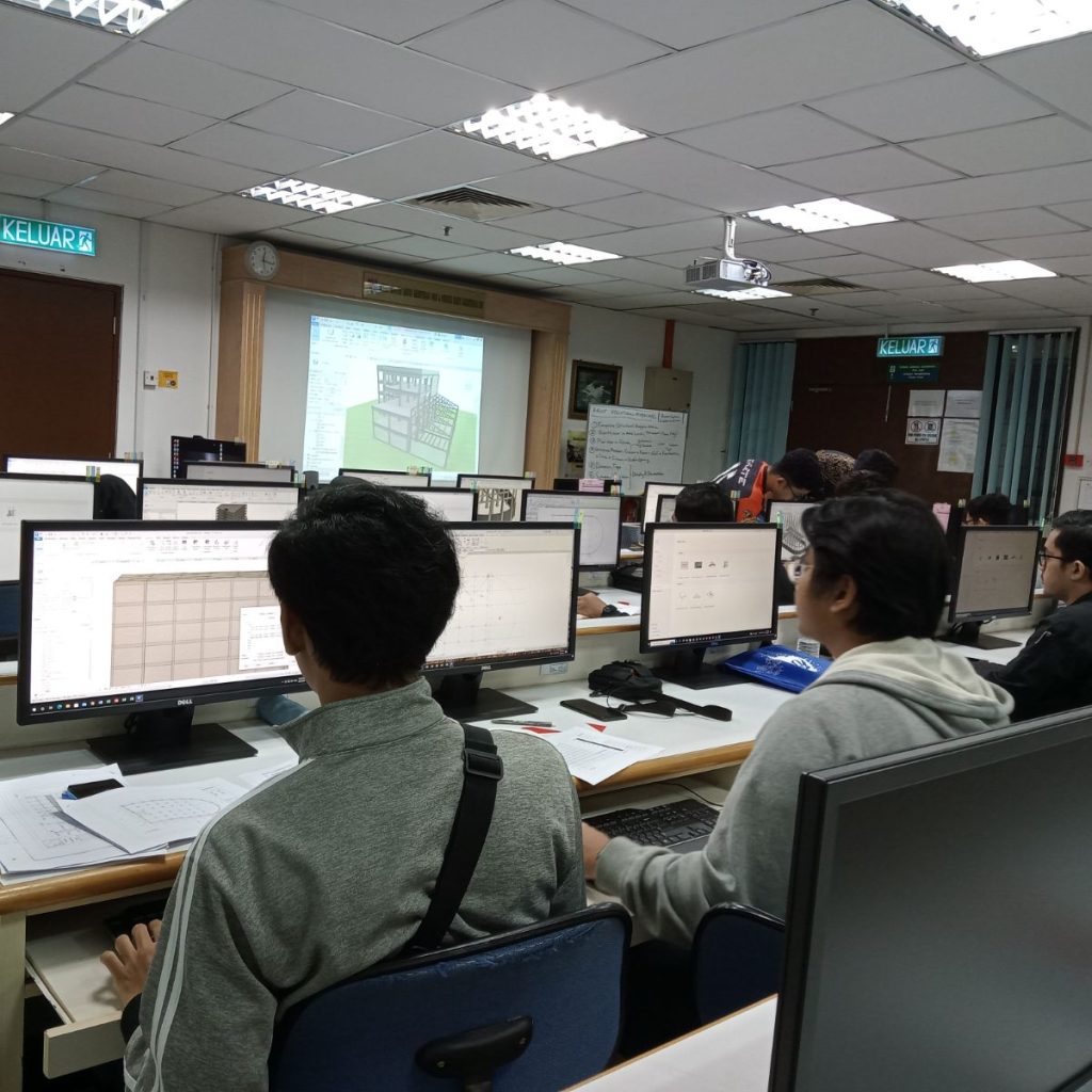 7. Autodesk Revit Structure Essential Training - UKM
